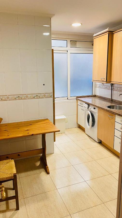 Piso 3 Habitaciones Al Lado Del Auditorio Y A 5 Min De Oviedo Centro エクステリア 写真