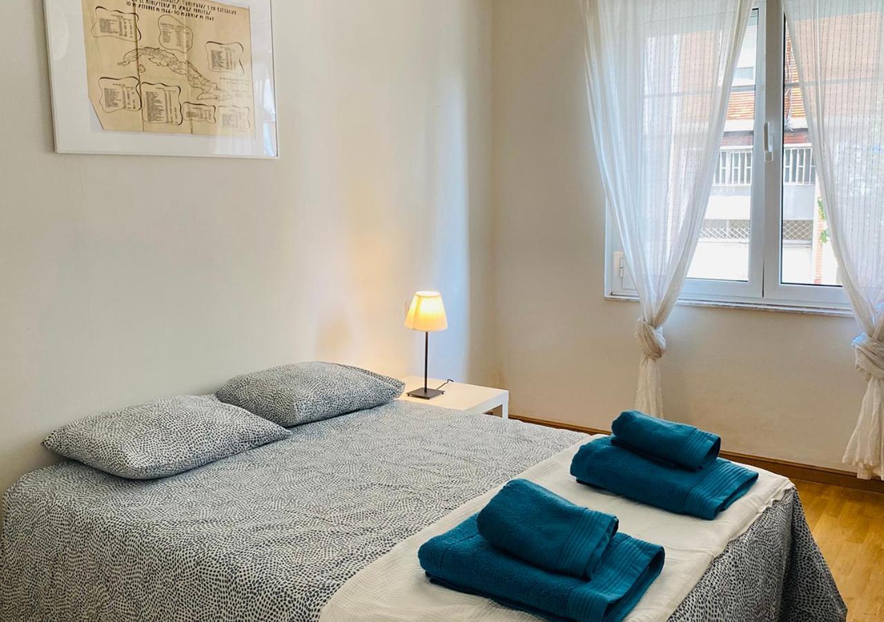Piso 3 Habitaciones Al Lado Del Auditorio Y A 5 Min De Oviedo Centro エクステリア 写真